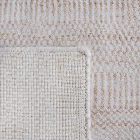 Safavieh 6 x 6 ft. Mirage Hand Loomed Round Area Rug, Beige & Ivory MIR125B-6R